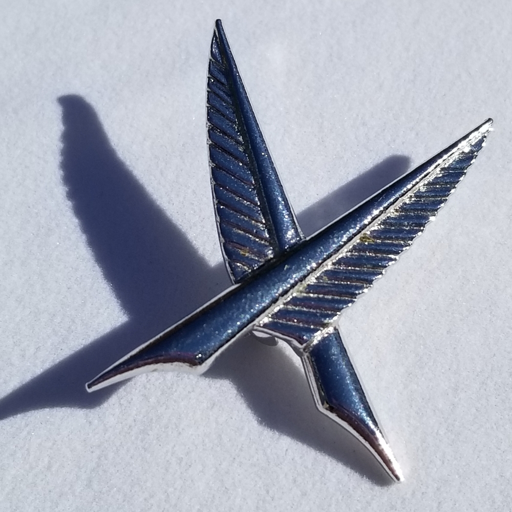Vintage Ora signed crossed feather brooch pin